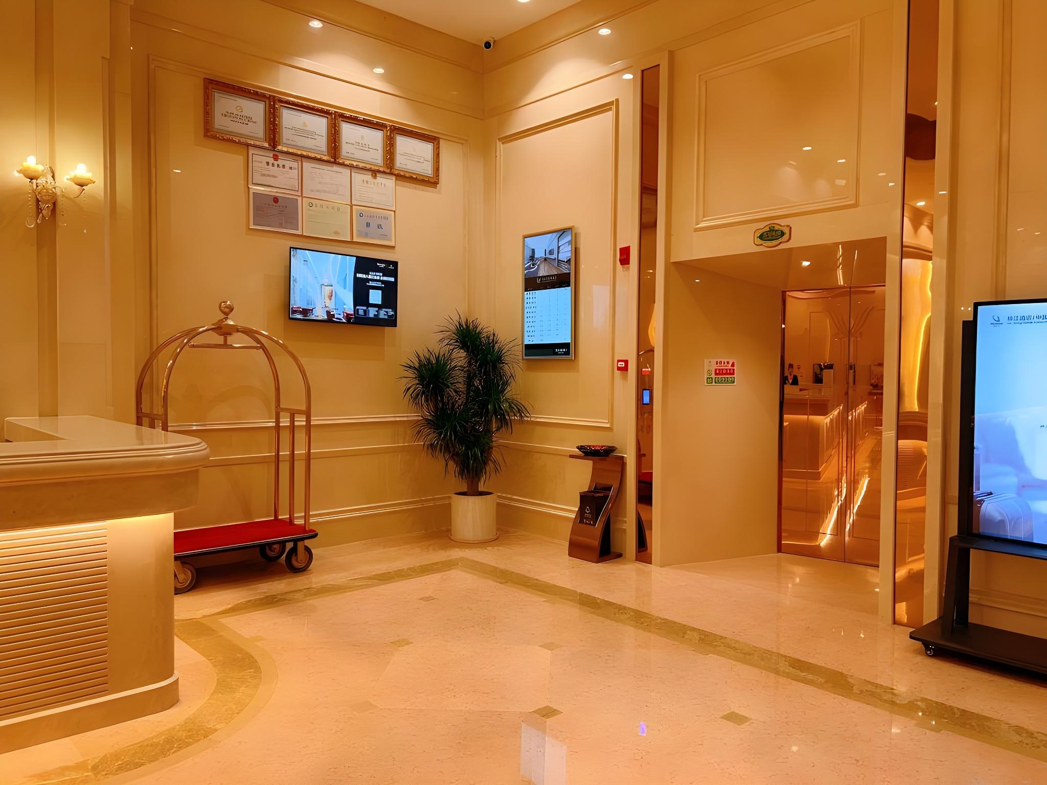 Vienna International Hotel (Dongguan Shipai Ecological Park) 18/33