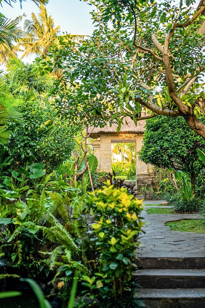 Radha Phala Resort and Spa 59/69