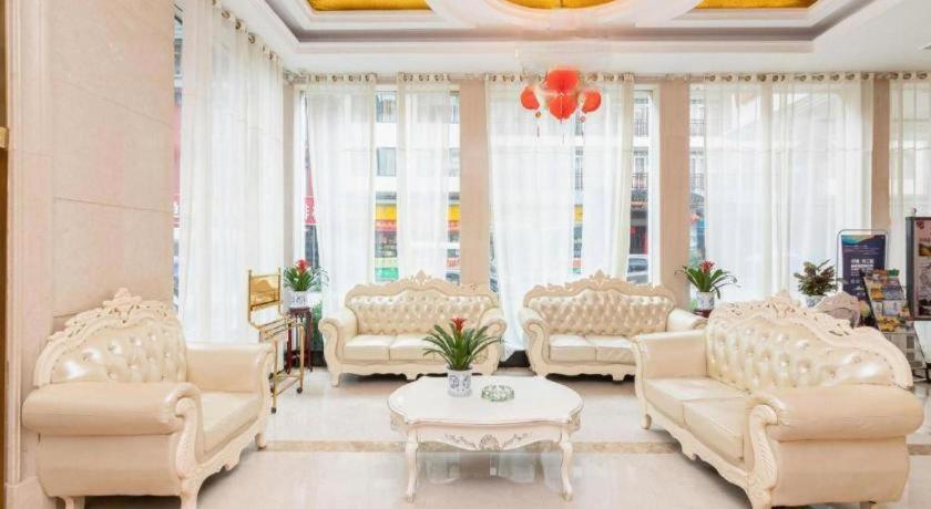 Vienna Hotel (Yangshuo Yinxiang) 43/56
