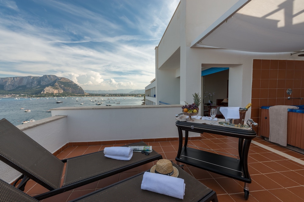 Splendid Hotel La Torre 32/33
