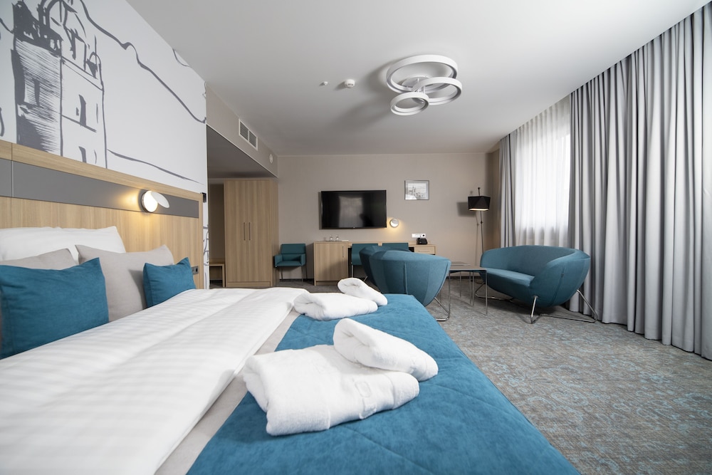 Hotel Krowodrza Krakow 4/24