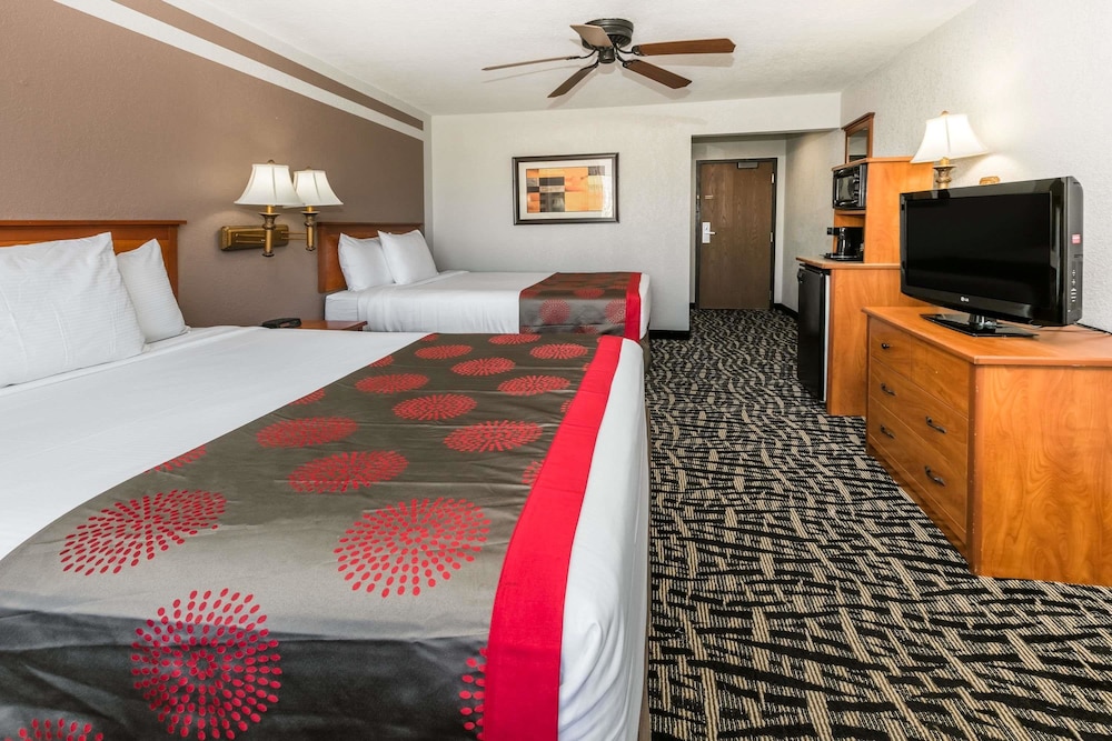 Ramada By Wyndham Oklahoma City Airport North 12/32