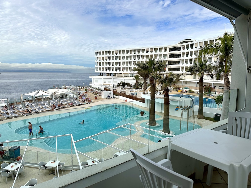 Perla Gris Aparthotel 39/68