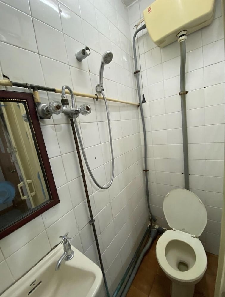 New Guangzhou Guest House 43/45
