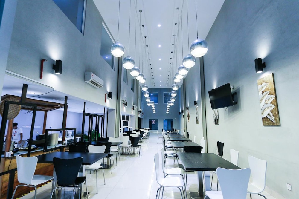 Hotel 99 Pudu 56/66