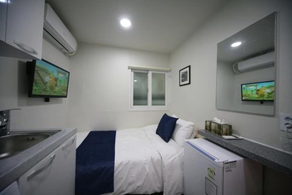 Stella Hostel 42/59