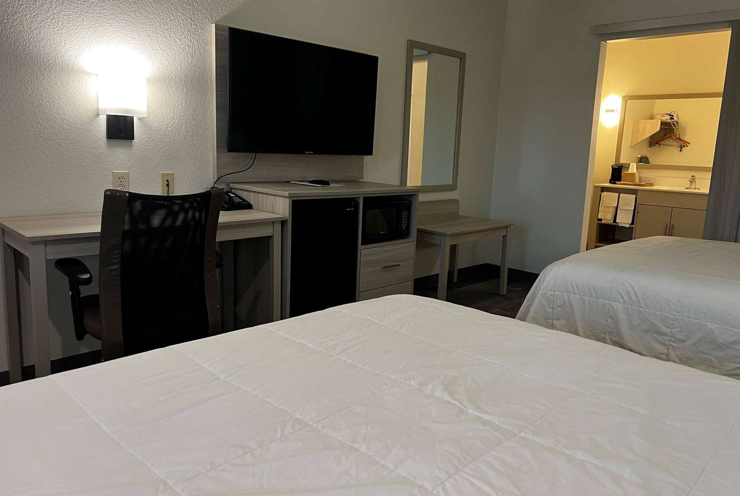 Super 8 By Wyndham Rosenberg TX 21/23
