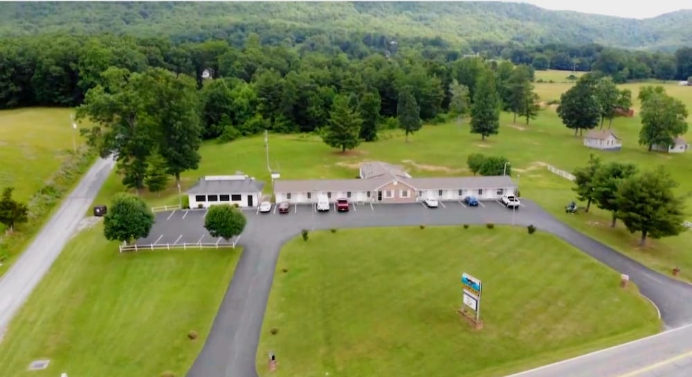 Fox Mountain Inn 40/50