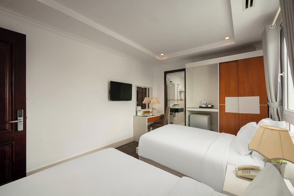 Nesta Hotel 21/64