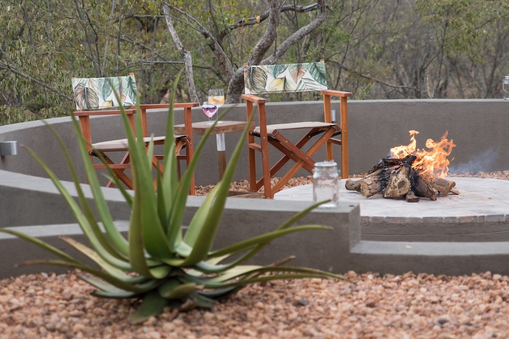 Bushwillow Private Villa [VR] 21/28