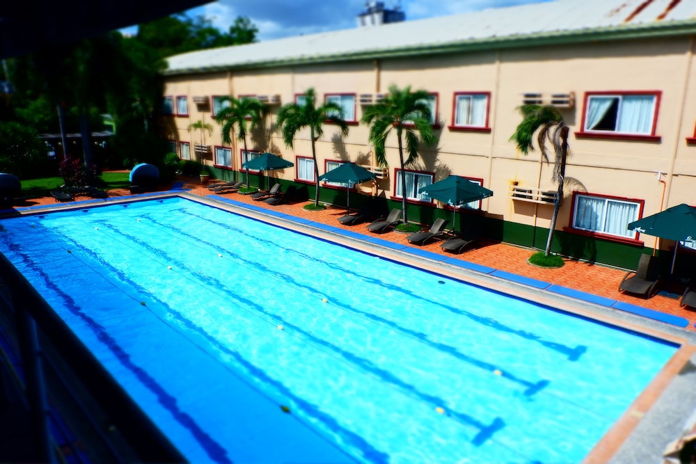 Holiday Spa Hotel 45/50