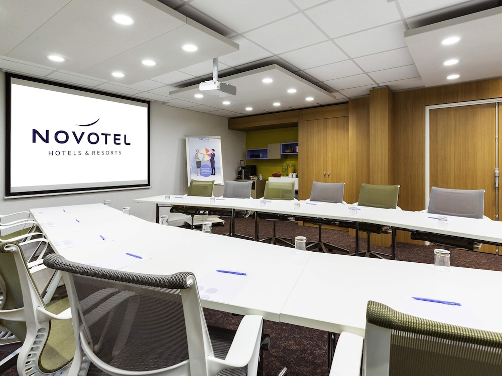 NOVOTEL LIMOGES LE LAC 63/72