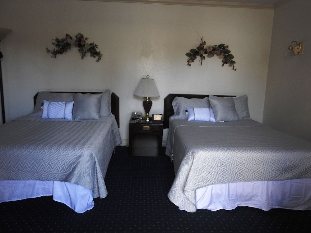 STANFORD MOTOR INN PALO ALTO 10/36