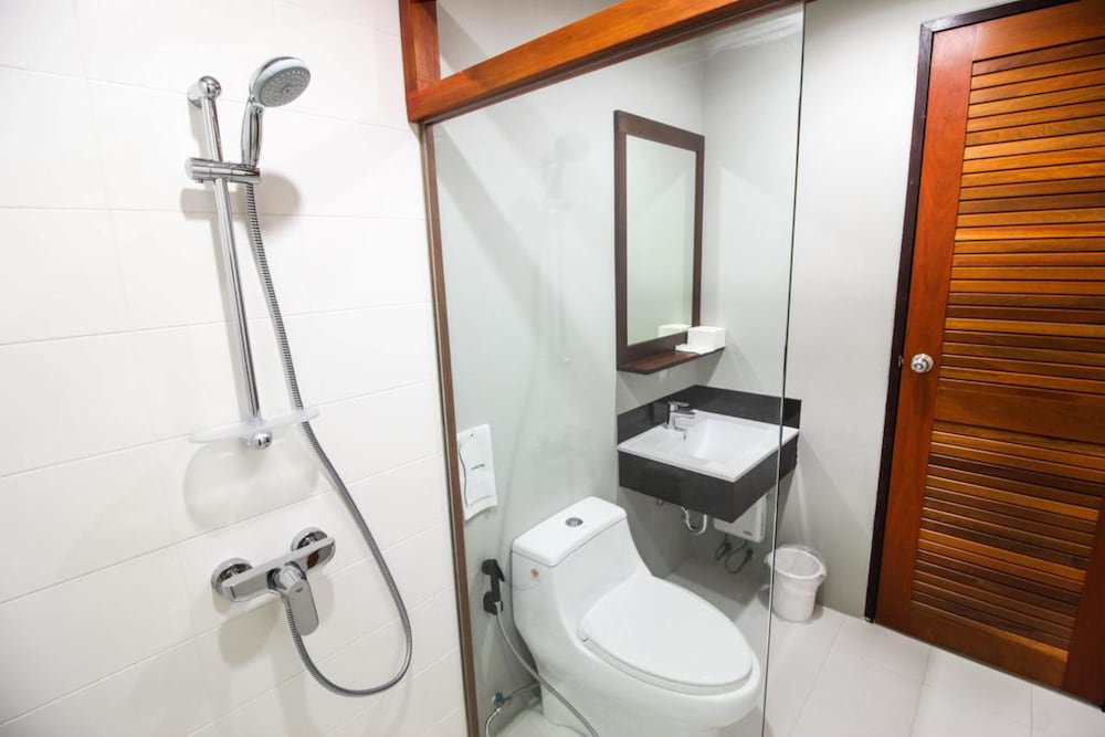 Tai-Shan Suites 20/51