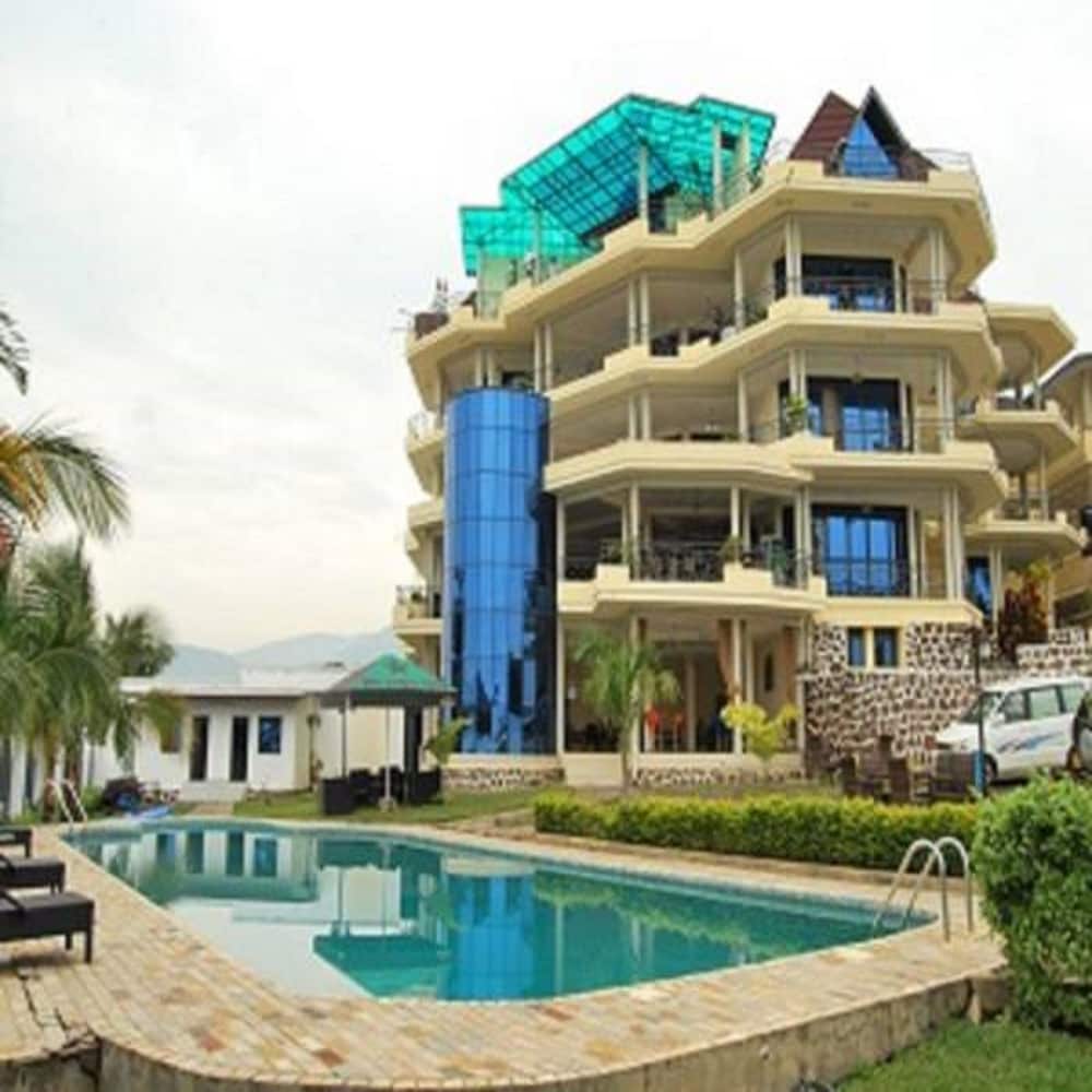 Best Outlook Hotel 4/50