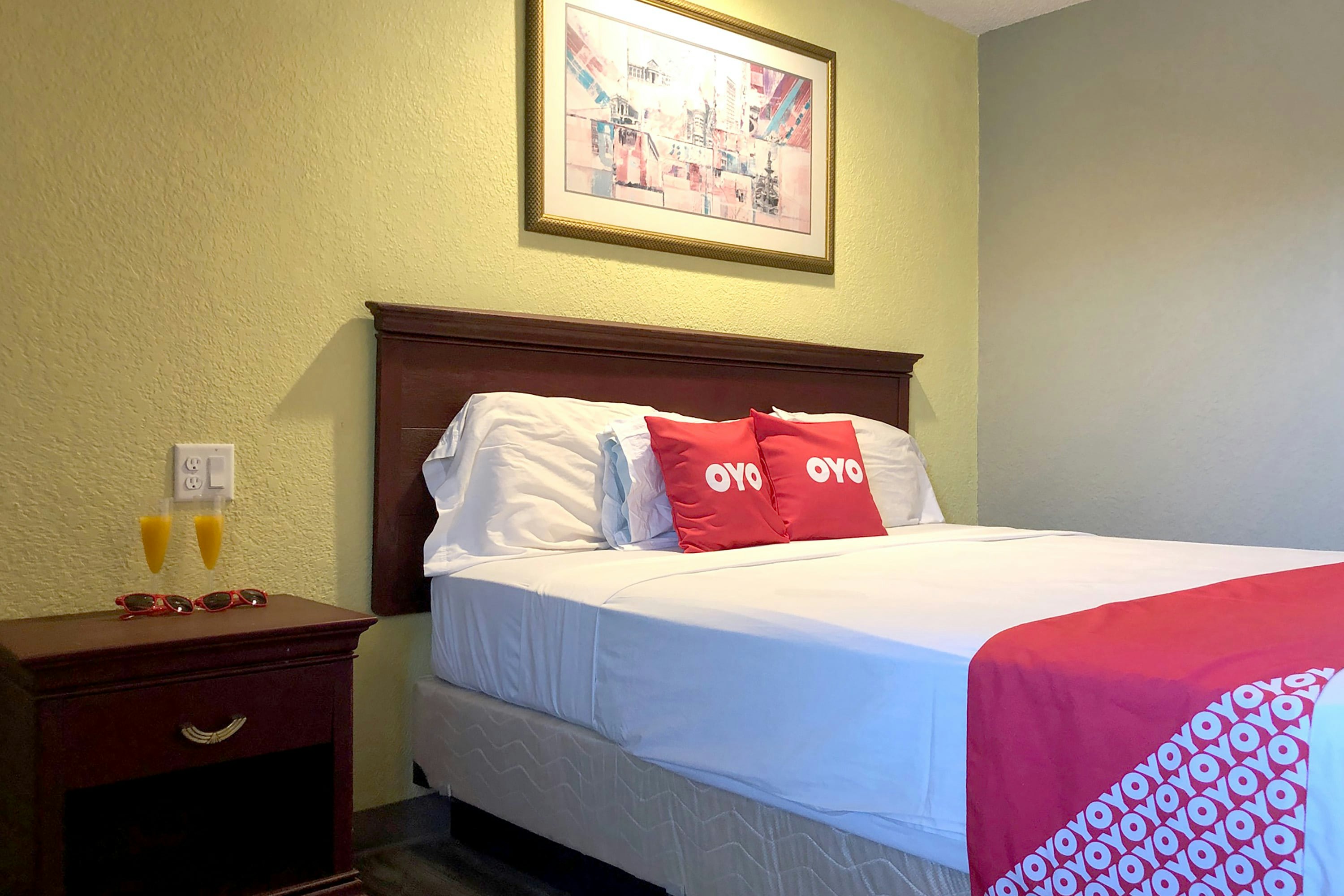 OYO Superior Budget Inn Bartow 7/23