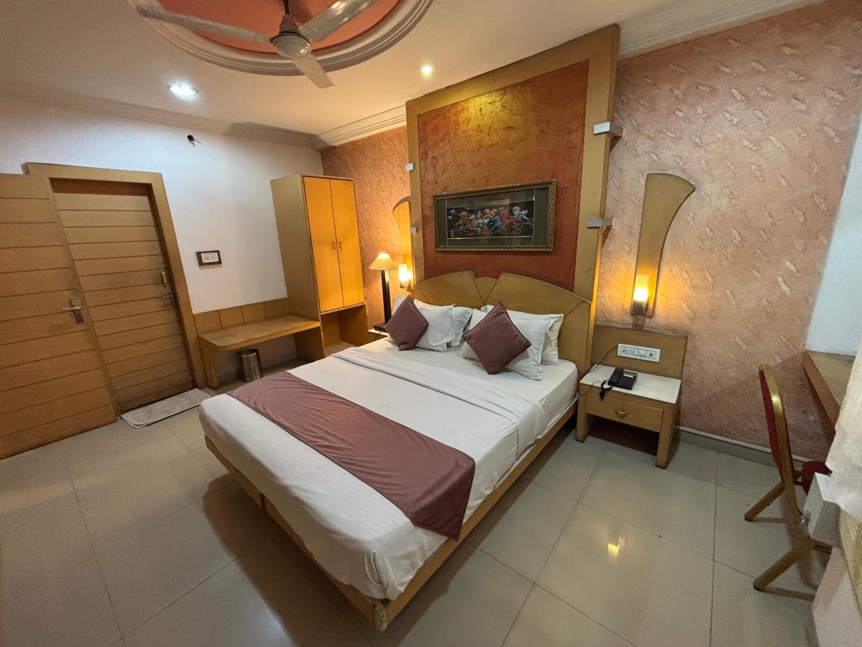 HOTEL PARADISE 14/30