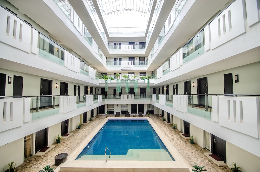 The Muse Beach Front Hotel Boracay 48/50