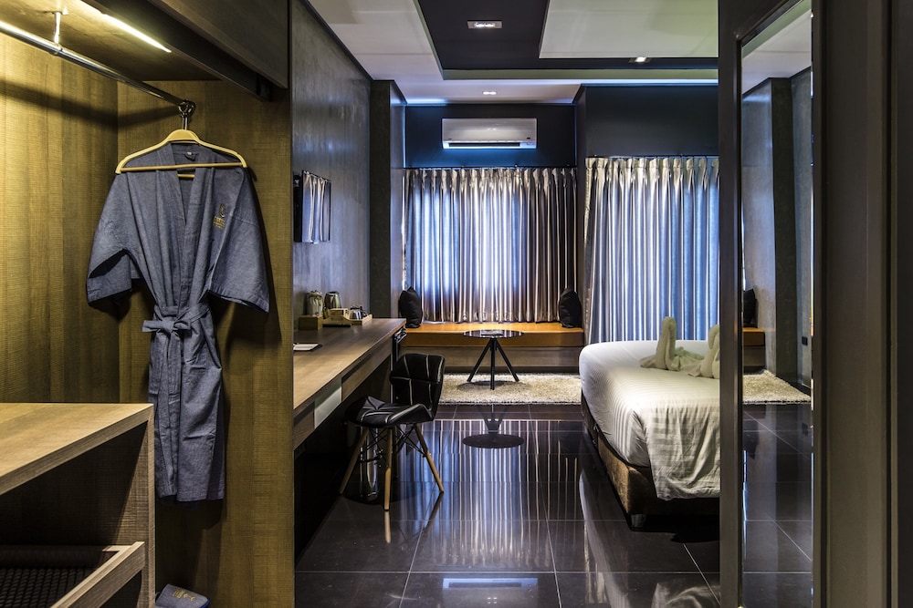 Cresco Hotel Buriram 92/100