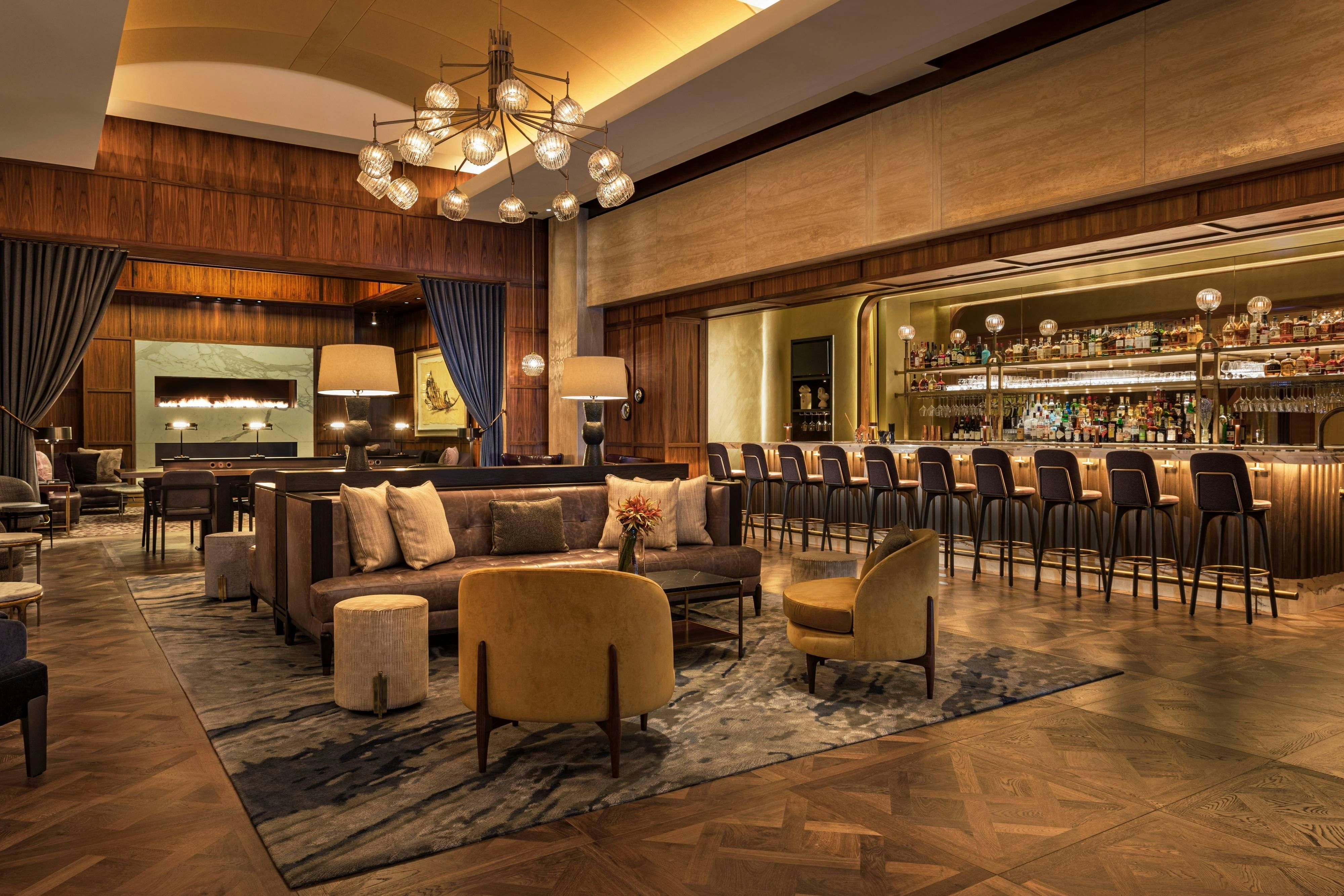 THE RITZ-CARLTON BOSTON 37/48
