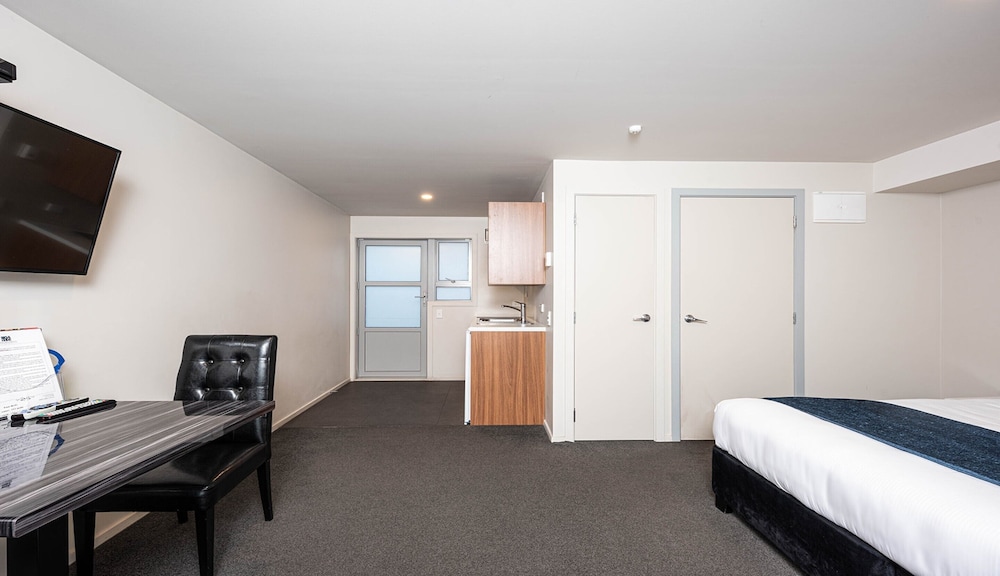 311 Motel Riccarton 41/71