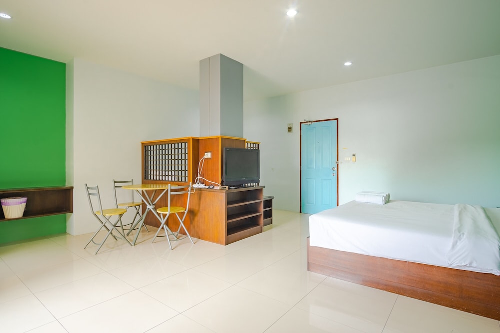 Aj Residence 24/66