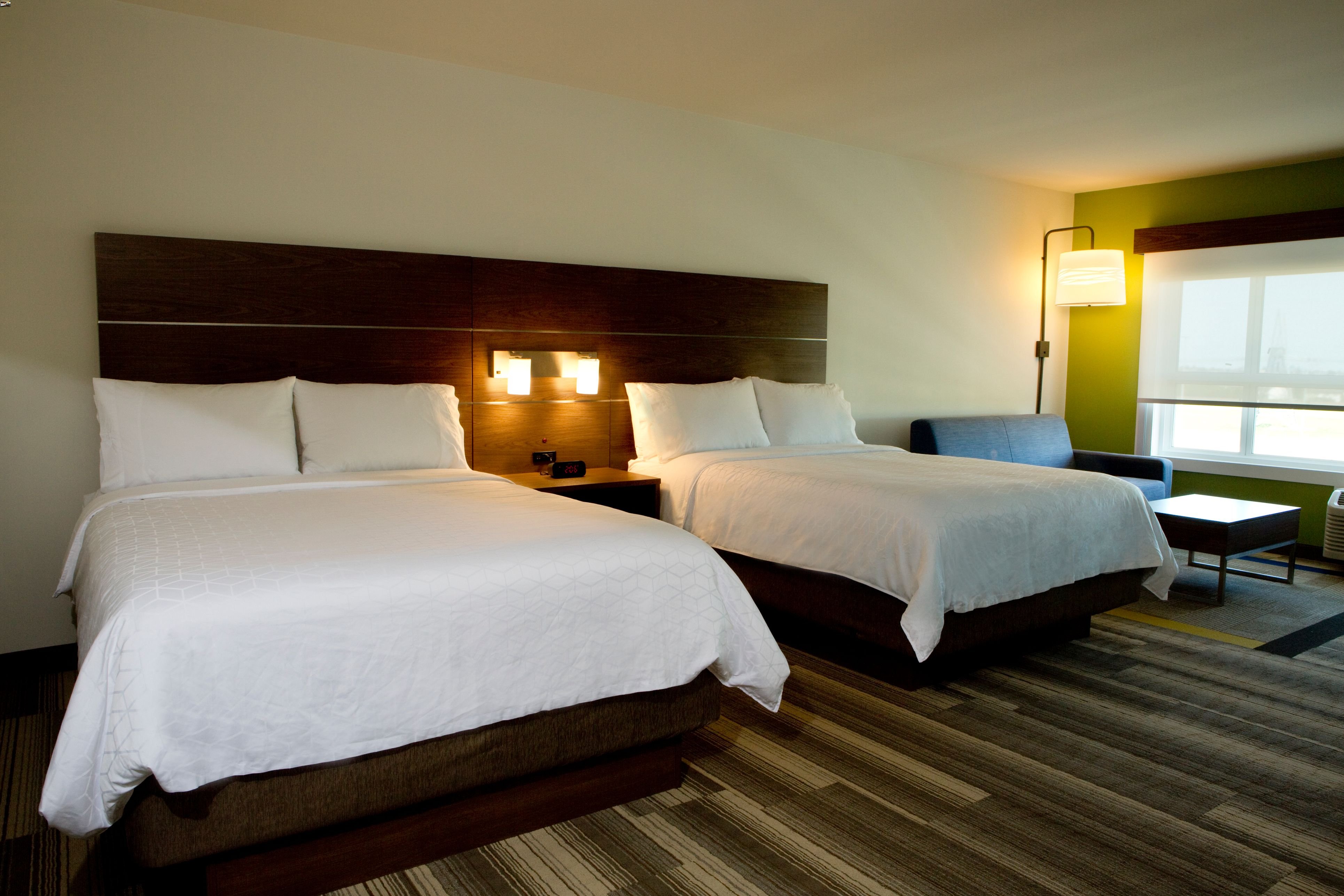 Holiday Inn Express And Suites Edmonton Sw Windermere 28/78
