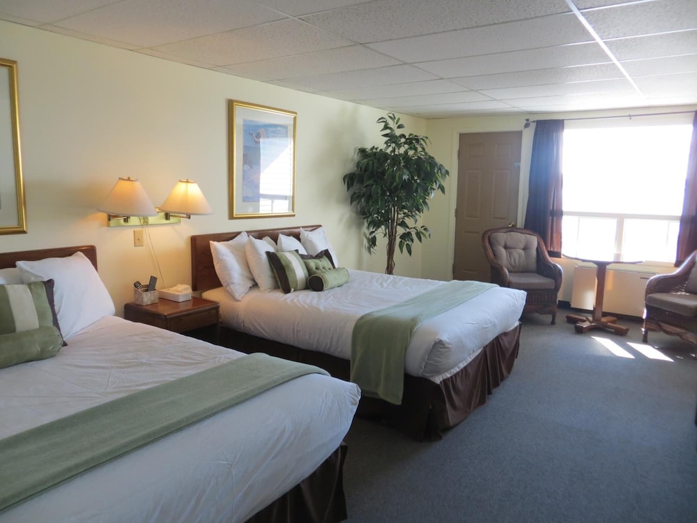 Saint Andrews Inn and Suites 14/34