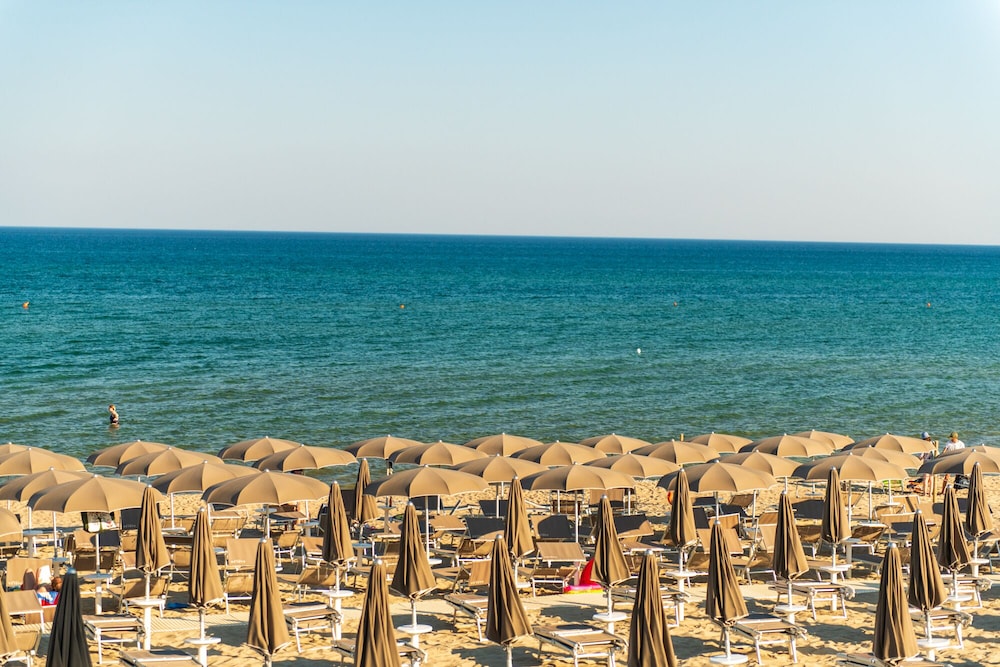 I TURCHESI CLUB VILLAGE 27/39