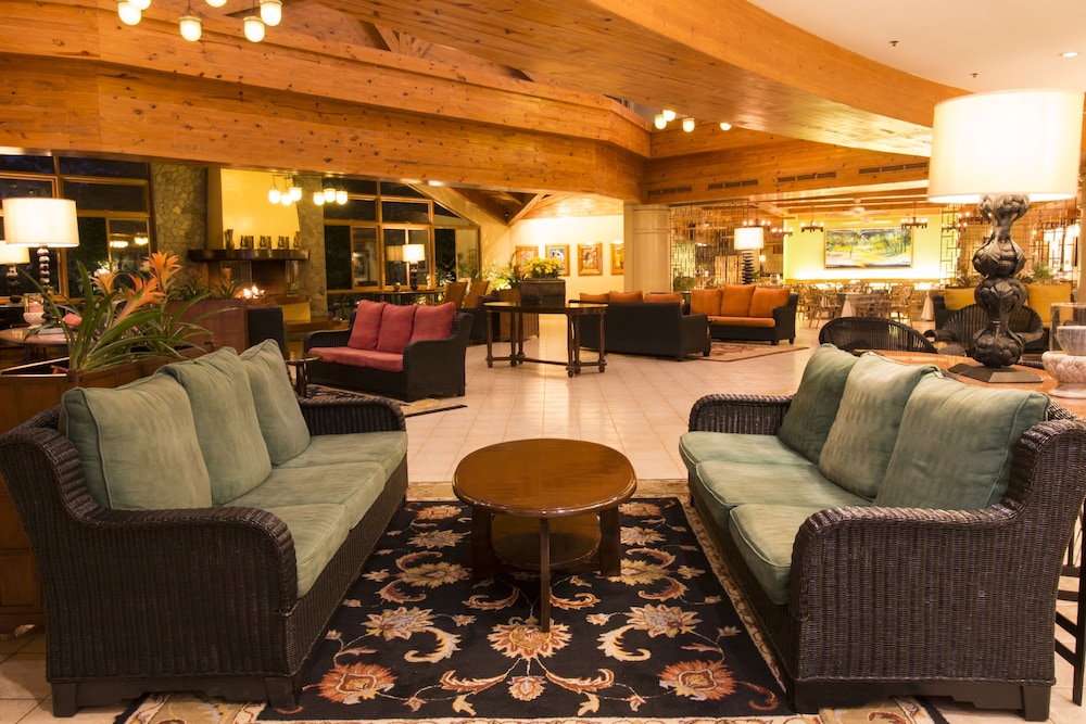 The Forest Lodge At Camp John Hay 39/75