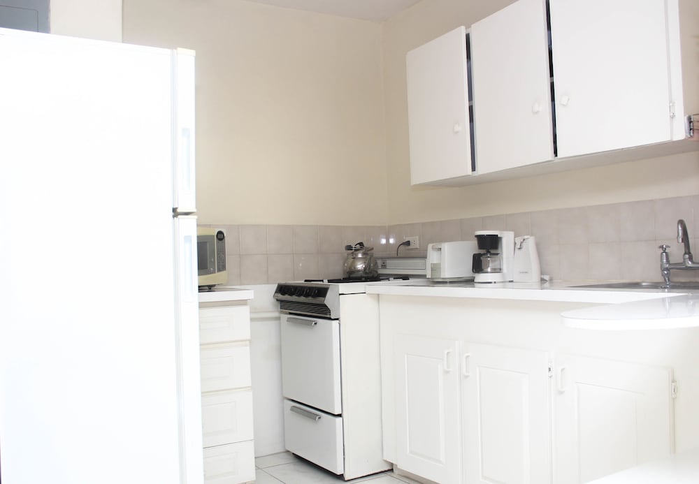 Mirabelle Apartments 3/18
