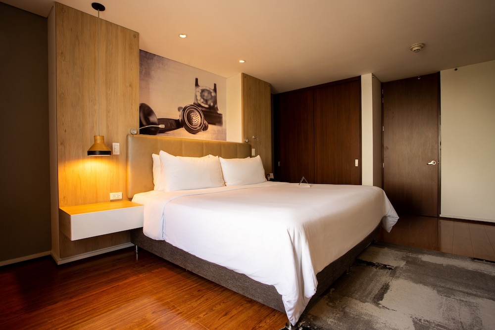 Quo Quality Hotel 11/55
