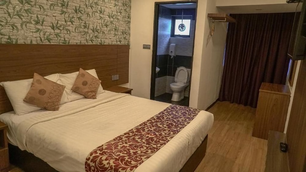 Highlanders Hotel 11/50