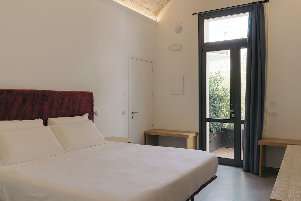 غرفة سوبيريور بسرير كينج بإطلالة على المدينة