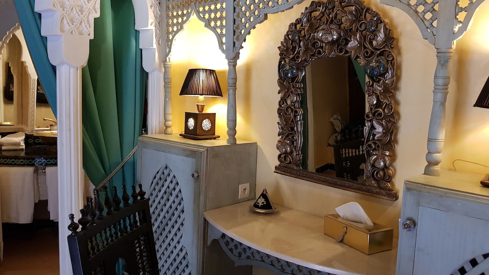 Riad Armelle 5/76