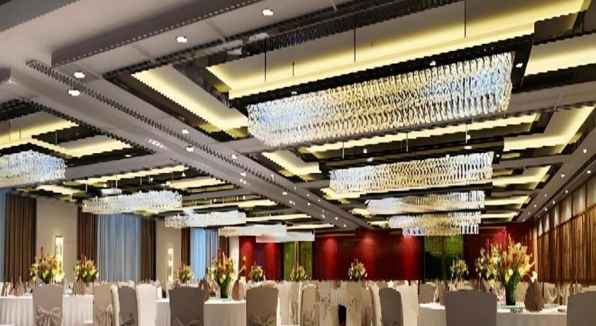 Jinyuan Jinling Plaza 5/63