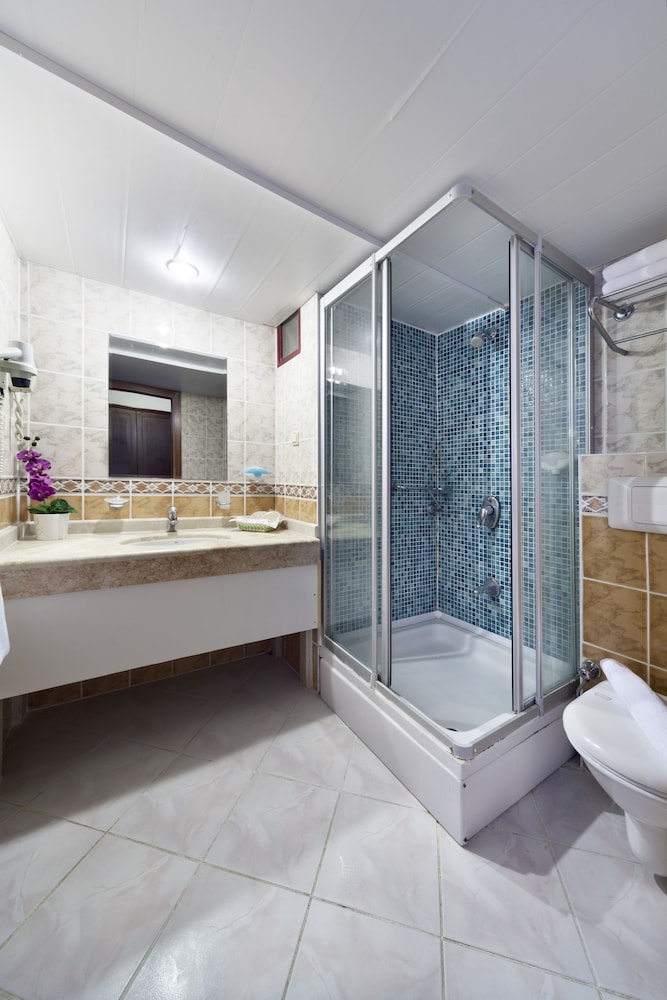 Golden Age Crystal Bodrum 50/50