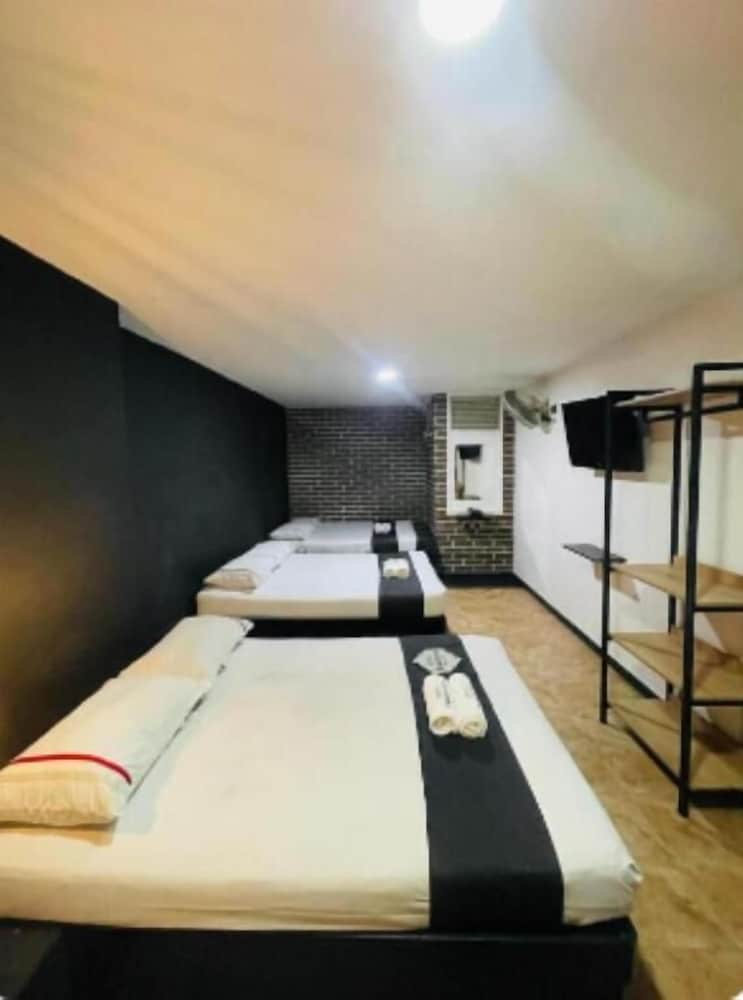 Hotel Panorama 12/18