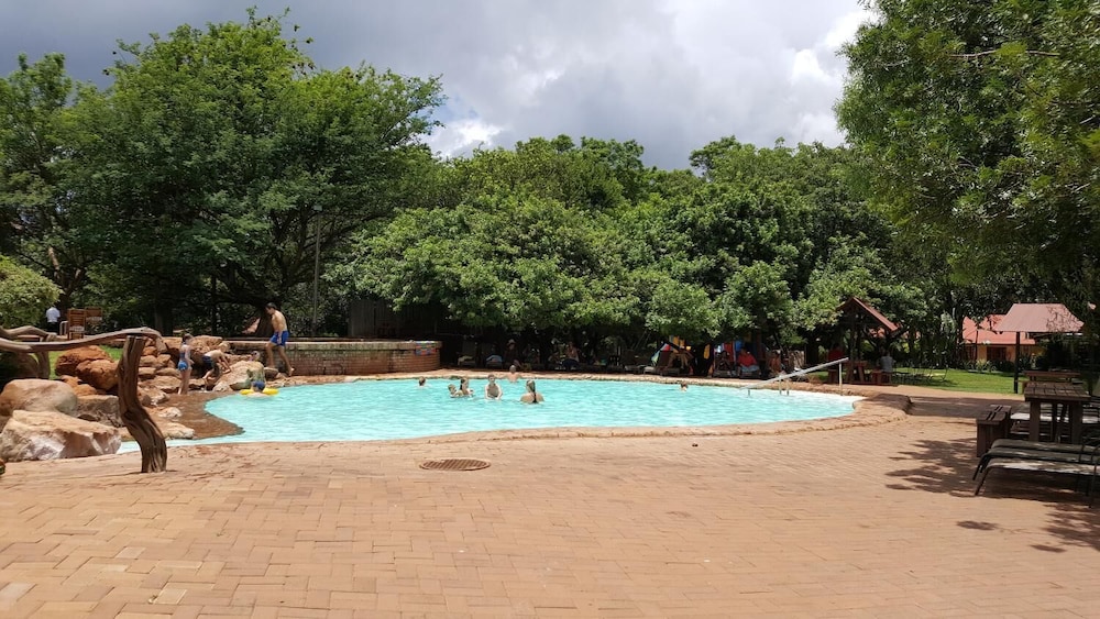 Makhato 84 Bush Lodge 34/45