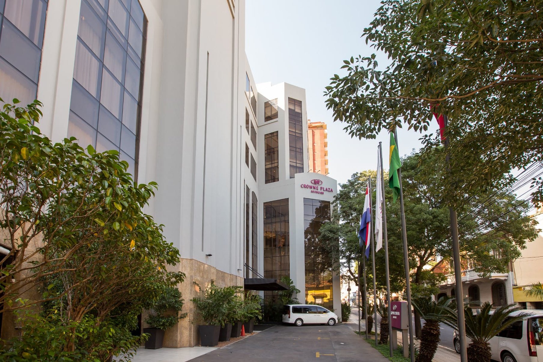 Crowne Plaza Asuncion 66/73