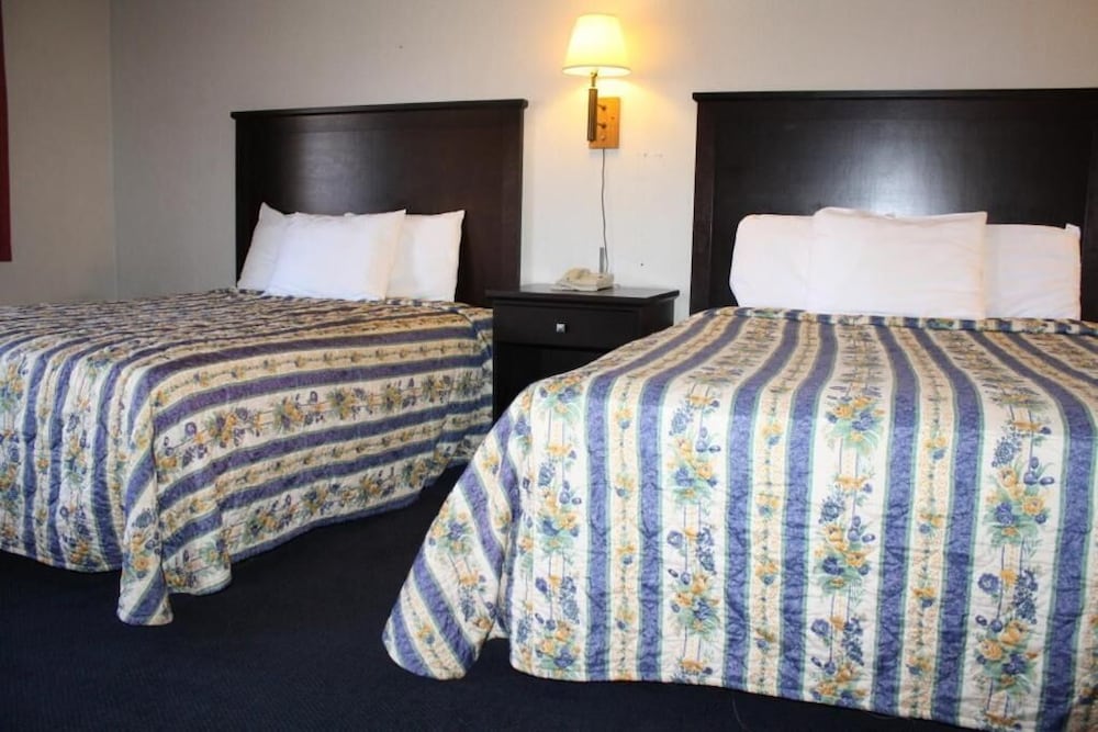 Garden Inn Suites 24/55