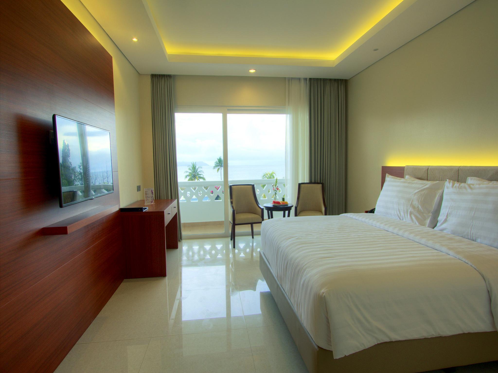 Paradise Hotel Golf and Resort 11/49