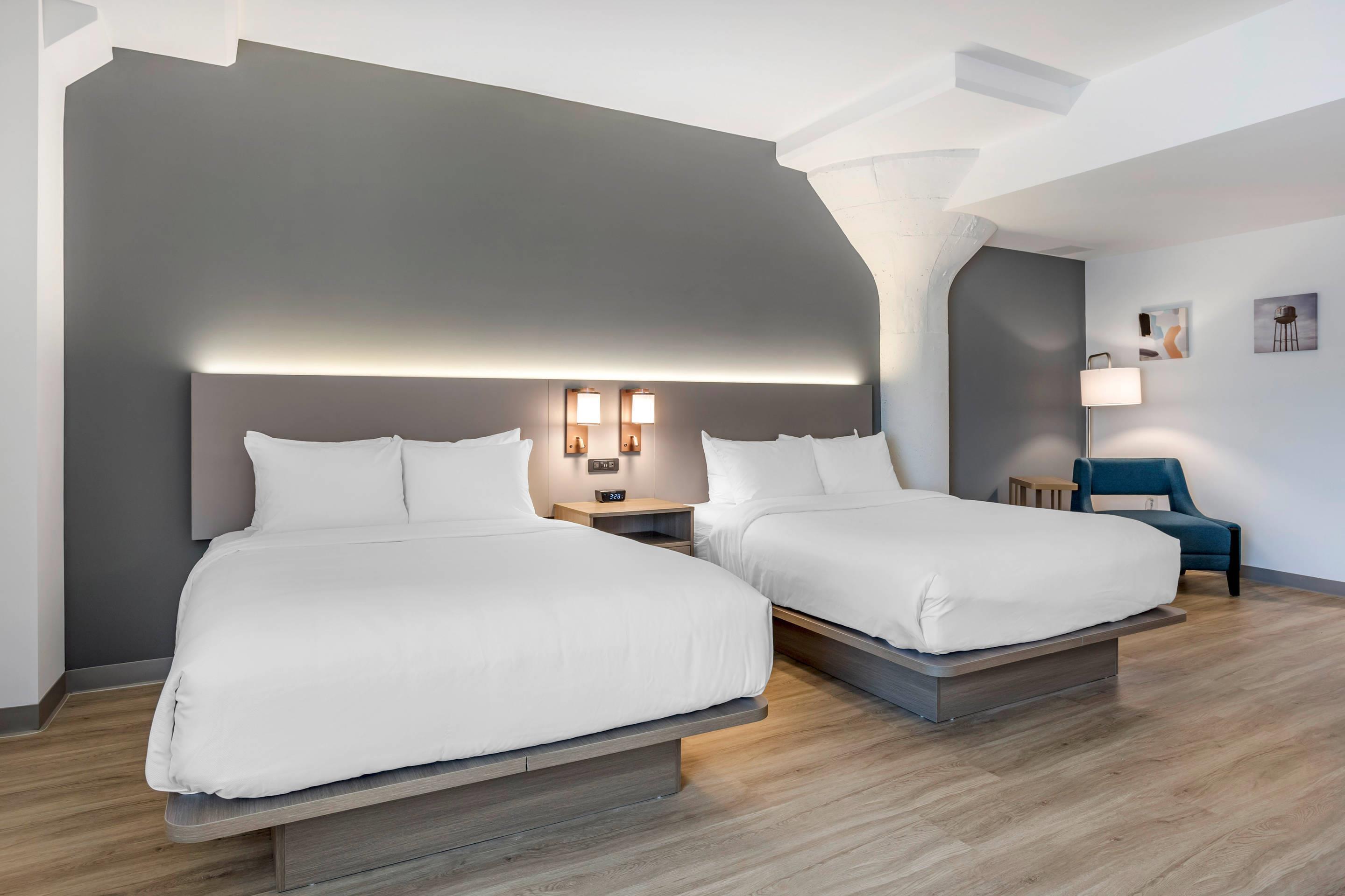 Upgrade, 2 Queen Beds