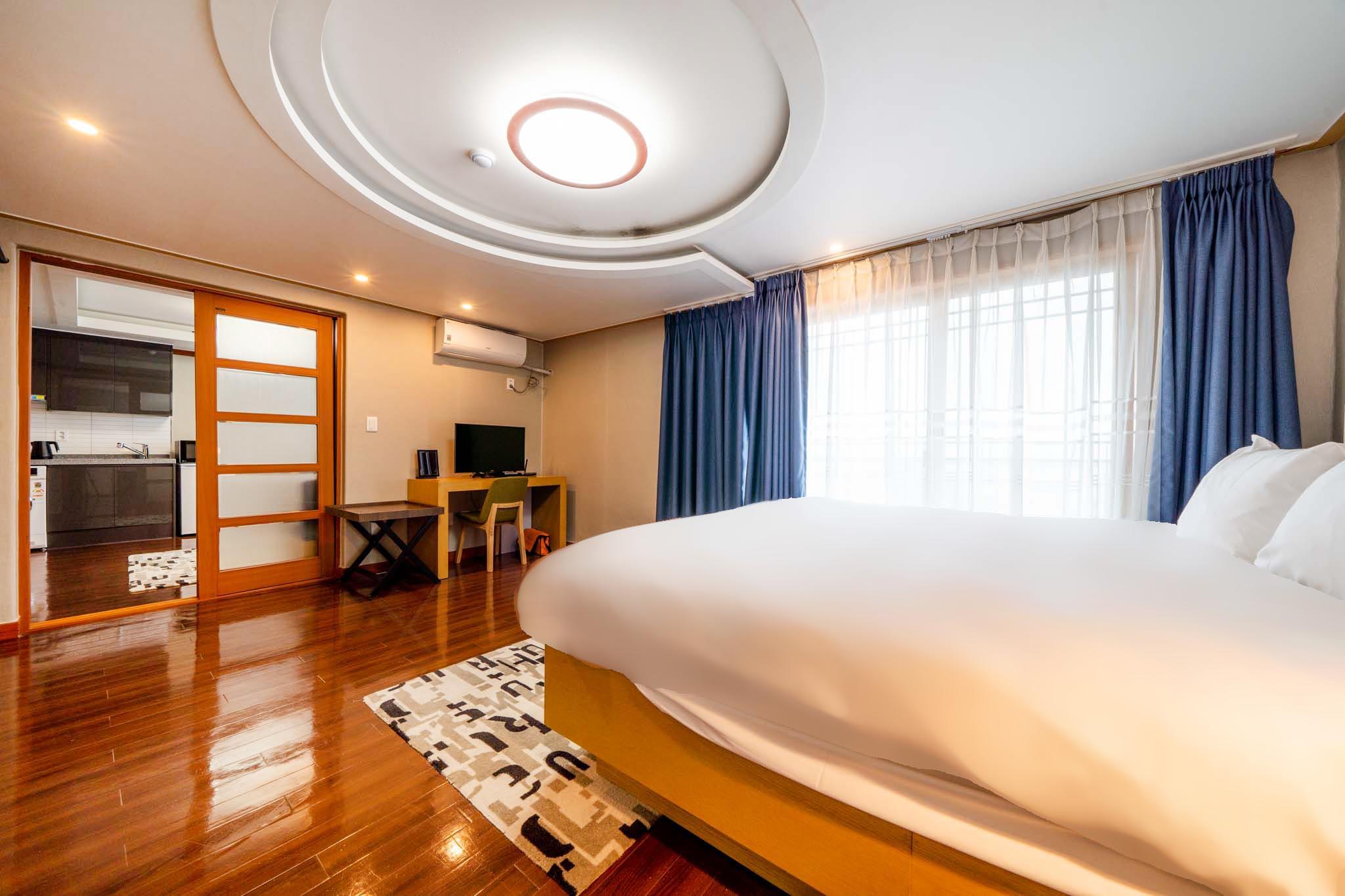 Ocean, Suite, Twin Beds