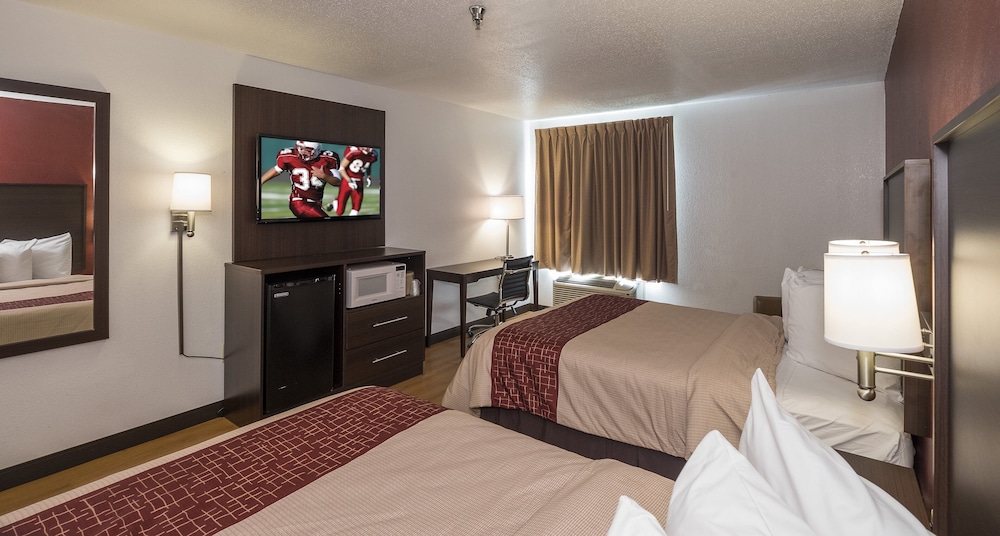 Red Roof Inn Columbus - Hebron 10/22