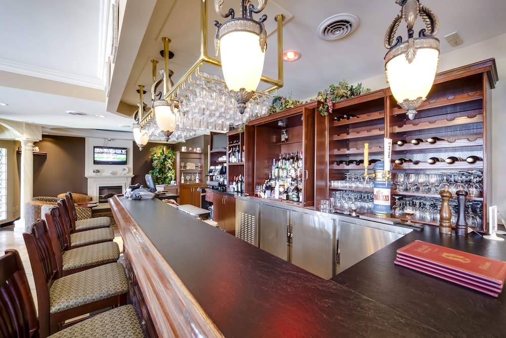 Monte Carlo Inn Vaughan Suites 52/65