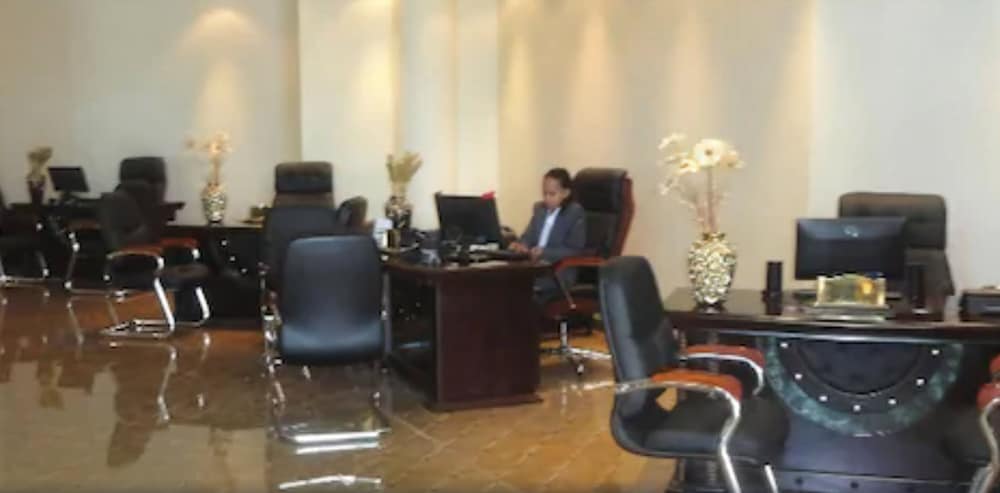 Friendship International Hotel 50/55