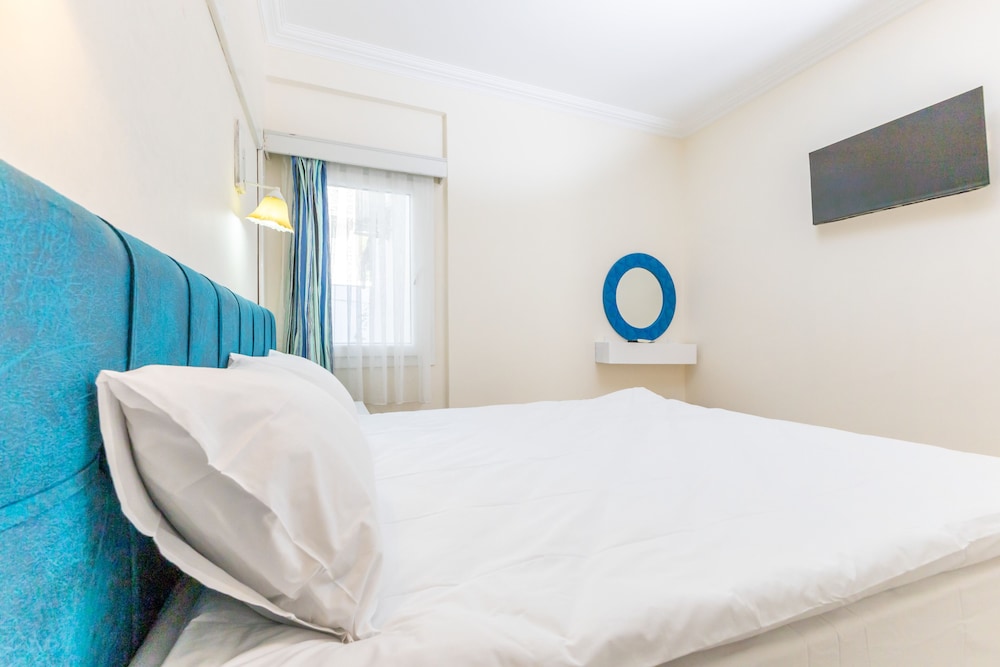 غرفة عائلية بسرير مزدوج وسريرين منفصلين، Bodrum Salinas Hotel 8/10