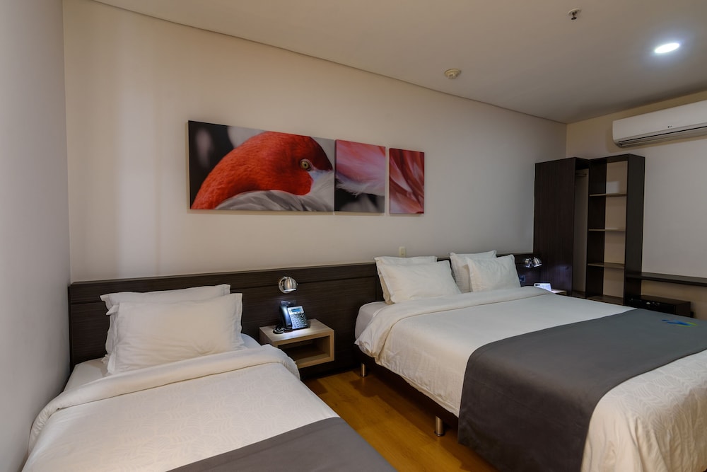 Vivre Hotel 24/60