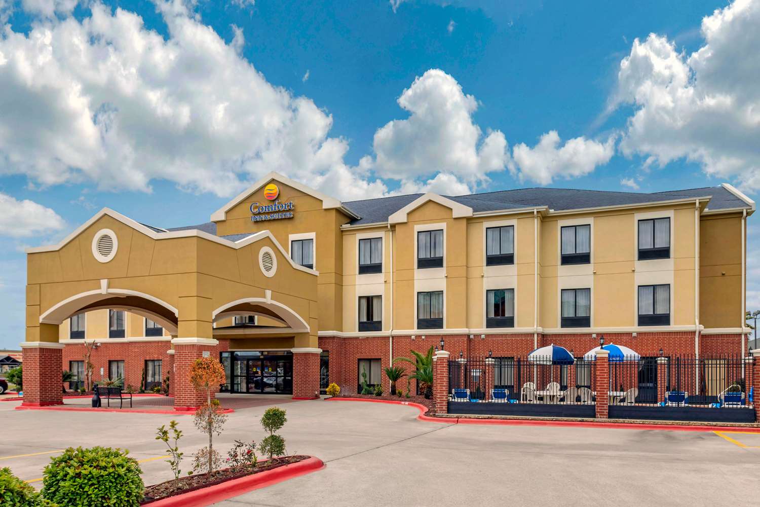 Comfort Inn and Suites Port Arthur Port Neches 2/33